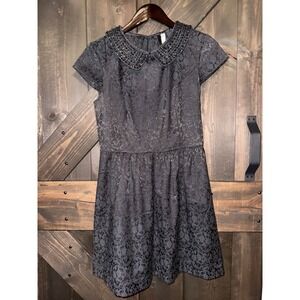Kensie Dress M Black Brocade Print Embellished Beaded Collar Cap‎ Sleeve